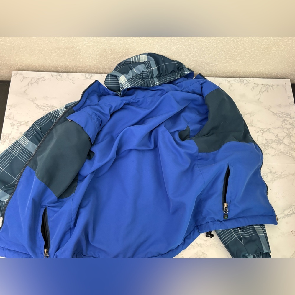Polar Edge Reversible Winter Jacket Boys size Large Plaid Blue Full Zip Coat​​ - Picture 6 of 6
